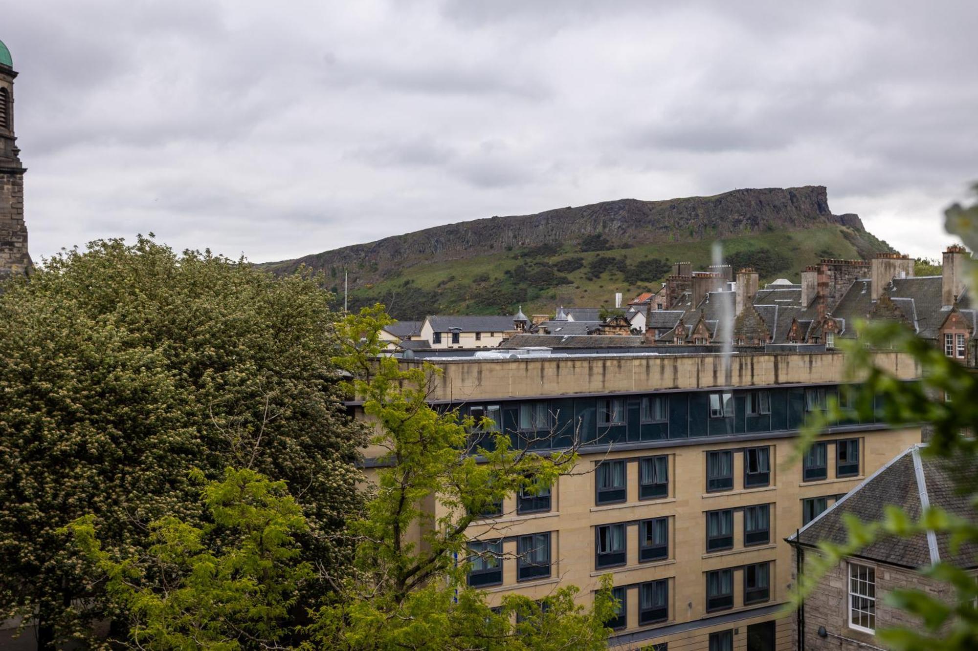 Blackfriars Residence - Beautiful Home Edinburgh Exterior photo